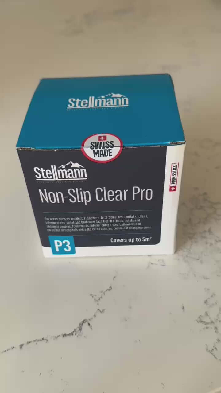 Video showing the unboxing of Stellmann’s anti-slip floor coating kit with tools and instructions for DIY application